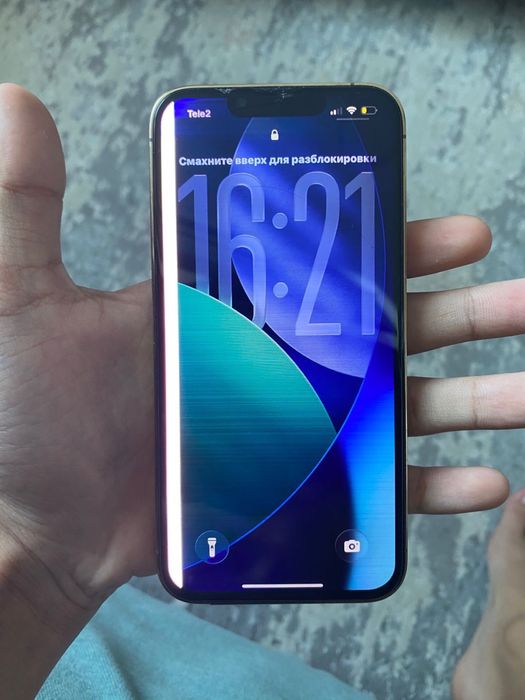 IPHONE 13 PRO golden