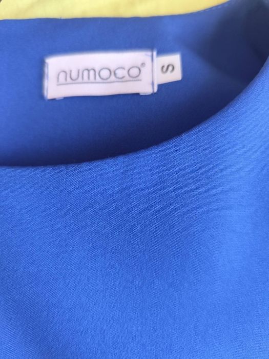 Елегантна рокля и сатенена пола, размер S