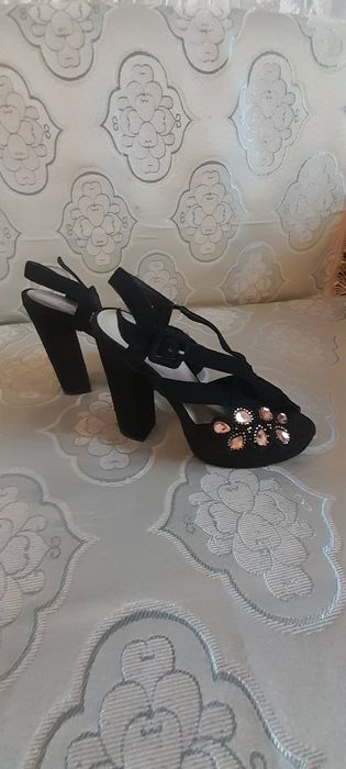 Продам туфли недорого