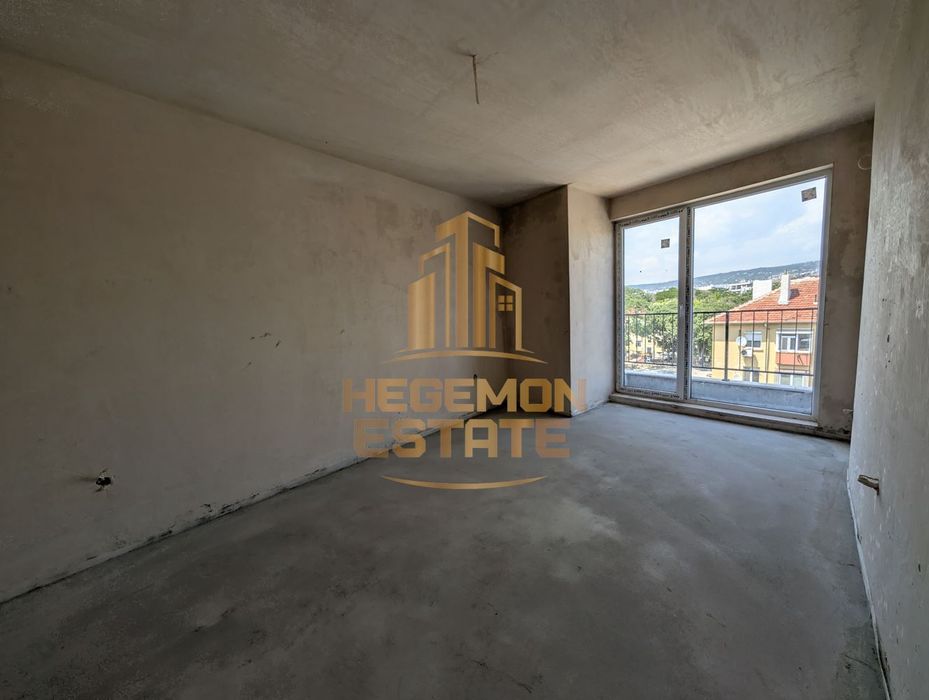 Продава се Тристаен апартамент в Варна, Погреби - 97 кв.м за 1825 €/кв.м - Снимка #3