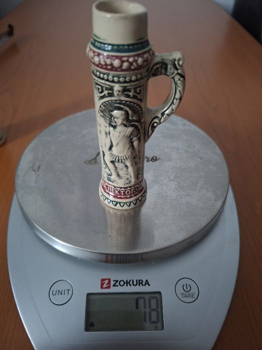 Halbe miniatura ceramice. Toiuri ceramice