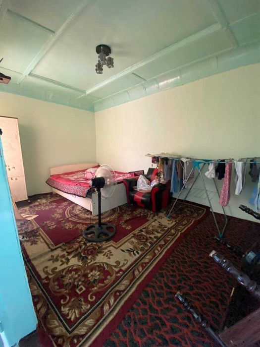 Уй сотилади 1,5 сотих