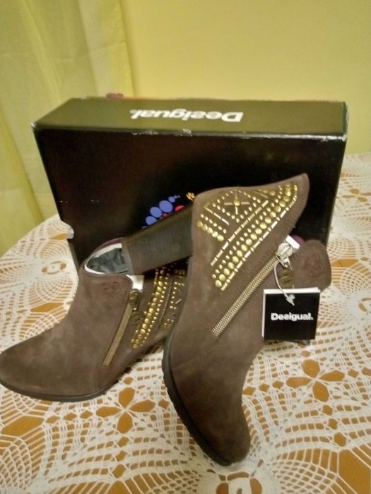 Дамски боти Desigual