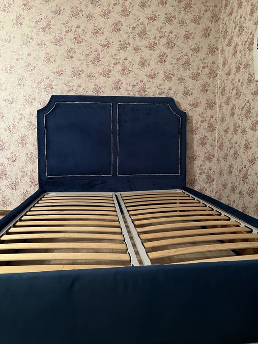 Кровать 160*200 без матраса