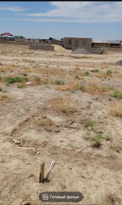 Uy-joy uchun yer sotiladi