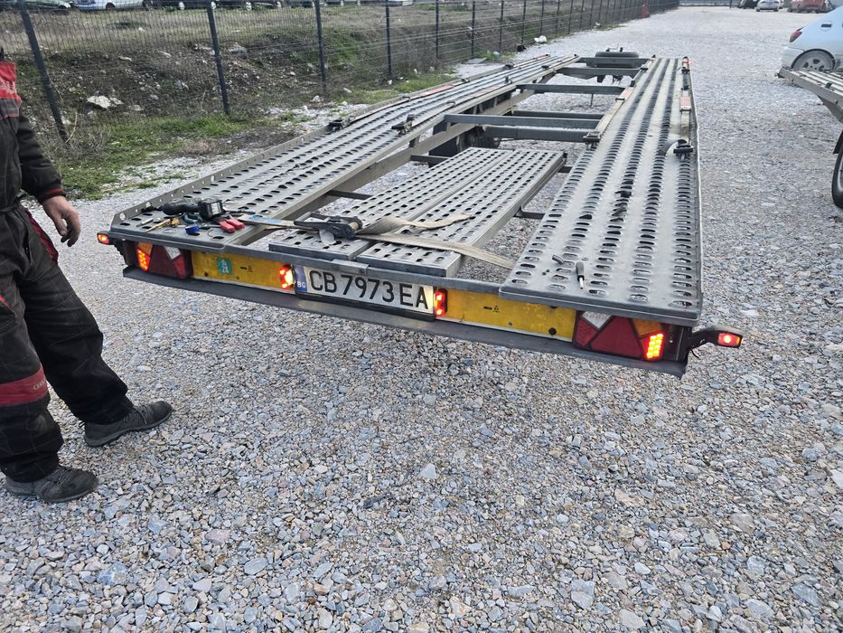 Двойни платформи под наем