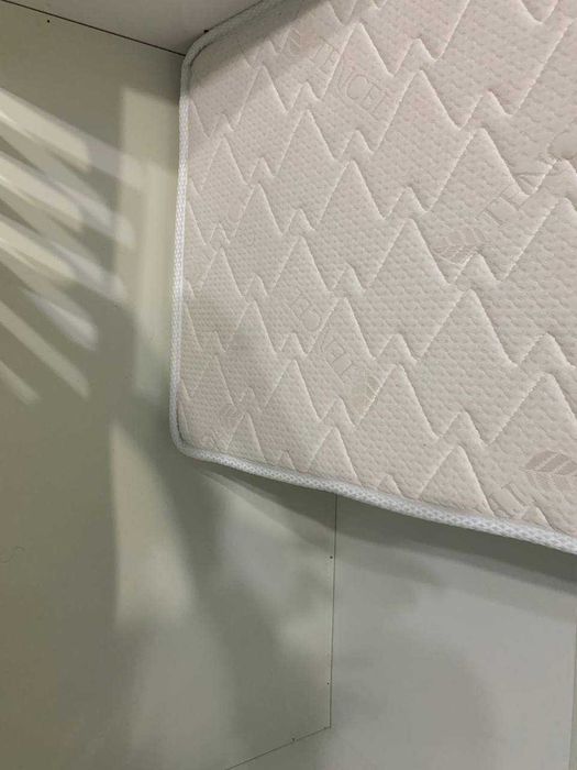 Продам детскую кровать 2 в 1