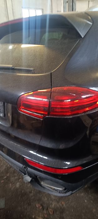 Porshe cayen 2017g