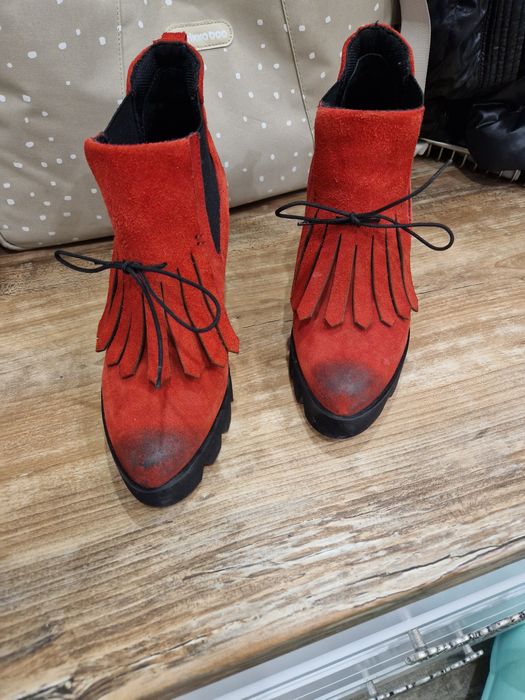 Елегантни дамски боти на платформа Daris