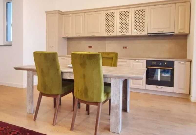 Дава се под наем Тристаен апартамент в Пловдив, Въстанически - 86 кв.м за 510 € - Снимка #1