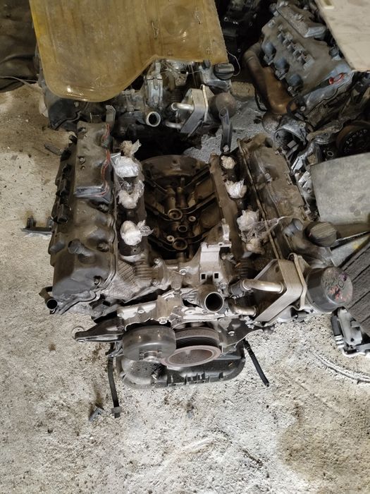 Продам двигатель мотор Мерседес 112..3.2