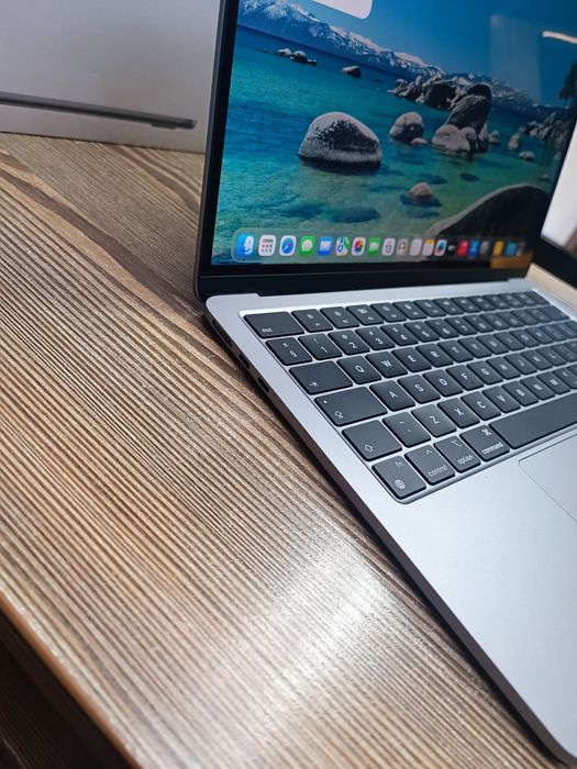 Лаптоп Apple MacBook Air M3
