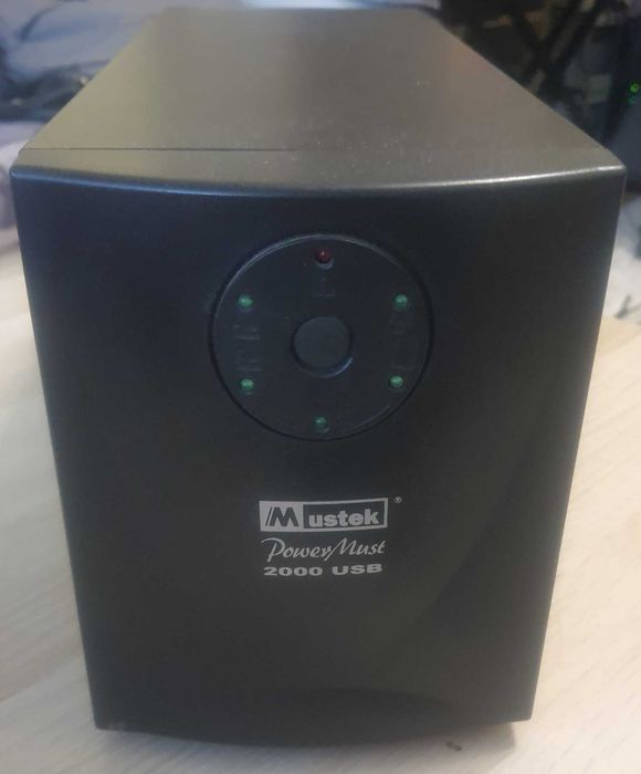UPS 2000w Mustek PowerMust 2000