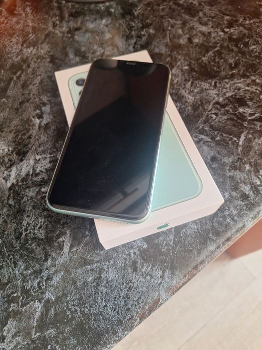 IPhone 11 128ГБ в отличном состоянии