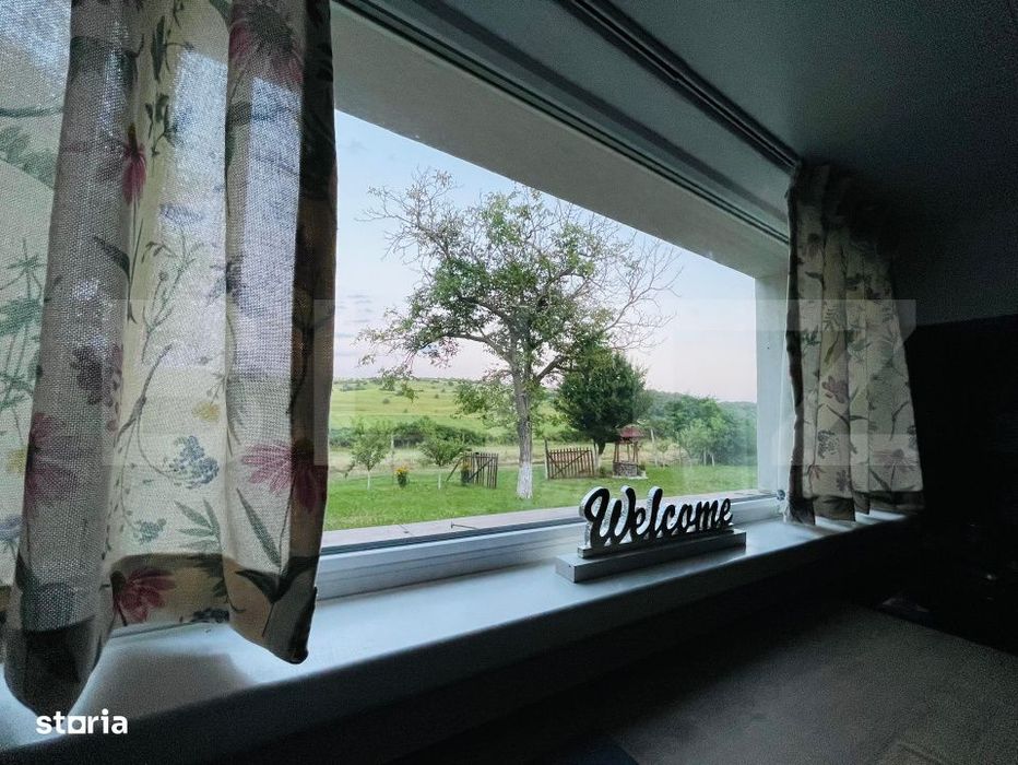 Cabana deosebita cu livada si panorama superba–refugiu in natura, la