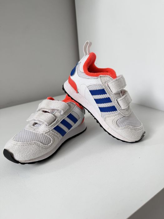 Спортни обувки за момче Adidas, Nike