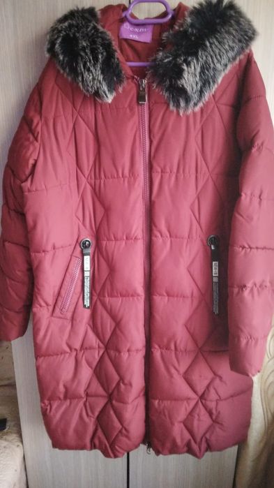 Geaca dama,mărimea 4XL,culoarea rosu,112 bust,si talie 119