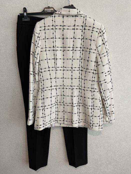 Брючный костюм новый