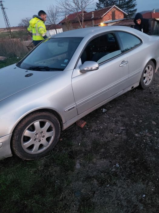 Мерцедес CLK 200 компресор  197кс 6 степена кутия