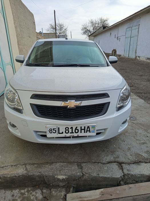 Тезда сотилади янгидай турибти