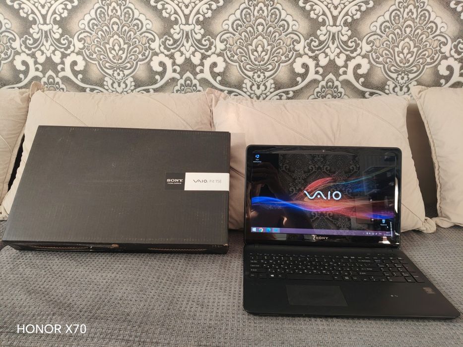 Ноутбук Sony новый в оригинале