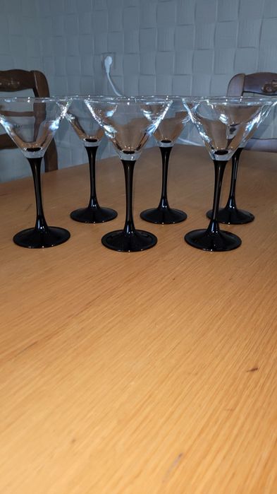 Set pahare cu picior