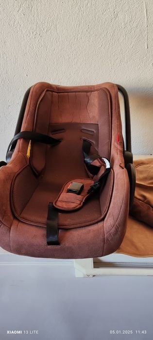 Децка количка със столче за кола