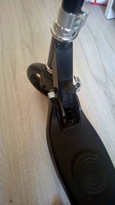 Trotineta electrica copii Rebel Fun Wheels( Fara incărcător)
