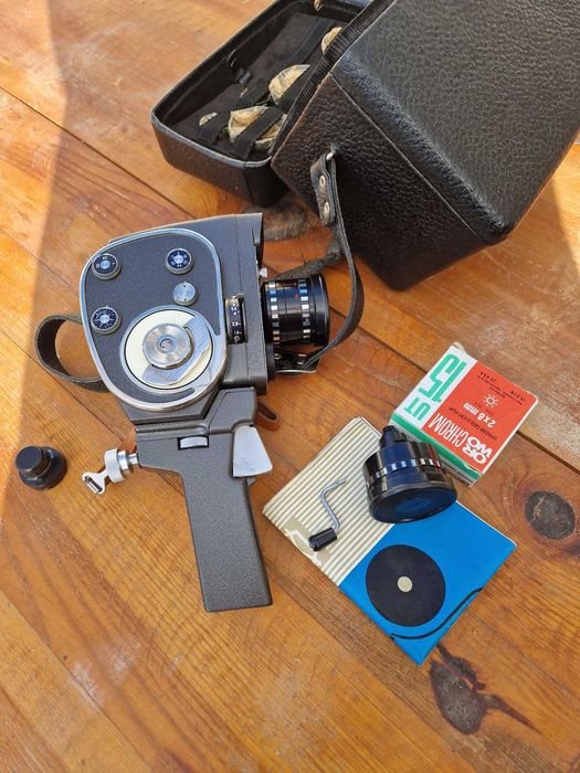 Съветска кинокамера КВАРЦ2