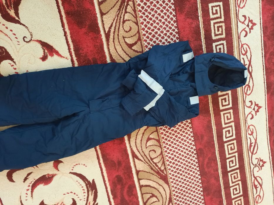 Зиний комбез курткалар бар