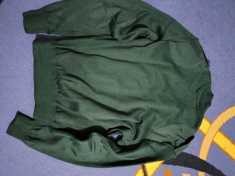 Военная кофта размер 48 .