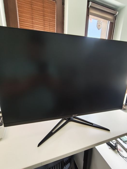 Продавам монитор Acer RG271 Pbiipx - 27", IPS, 144Hz, 1ms