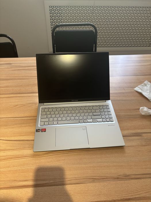 Продам asus vivobook