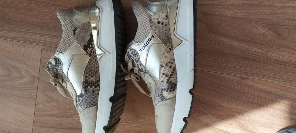 Сникърси Тогоши, размер 39