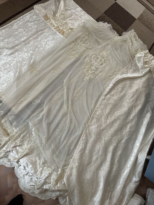 Продам шторы с тулью