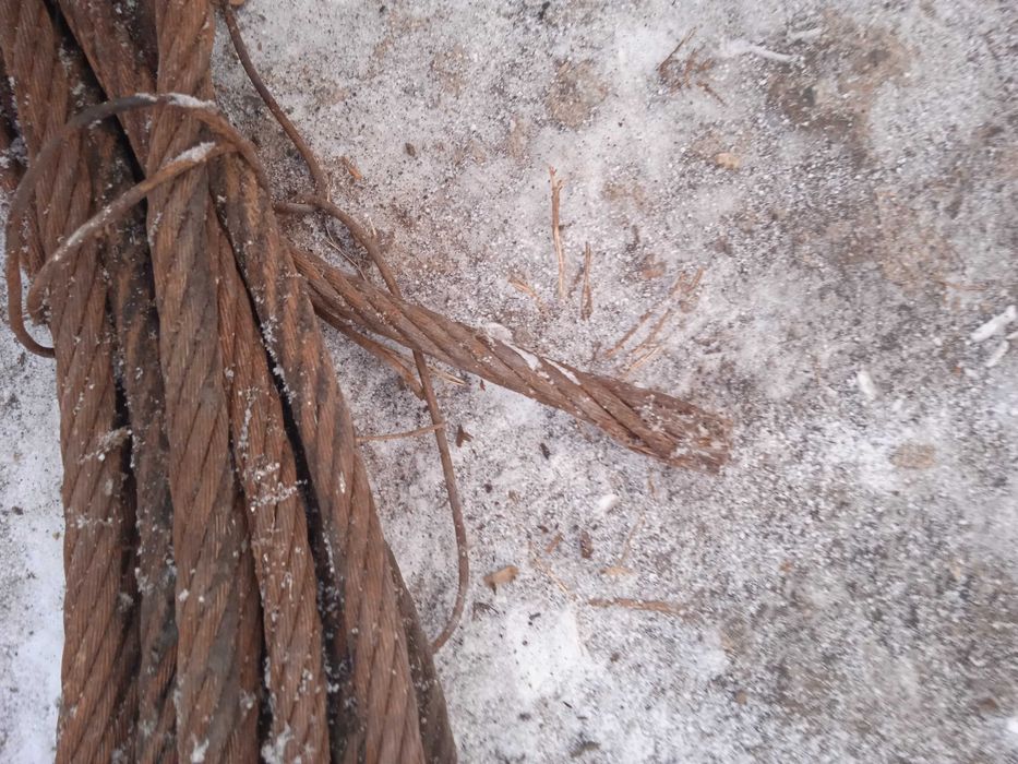 Трос стальной. Для лебёдок и кранов.