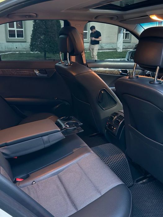 Mercedes benz W204