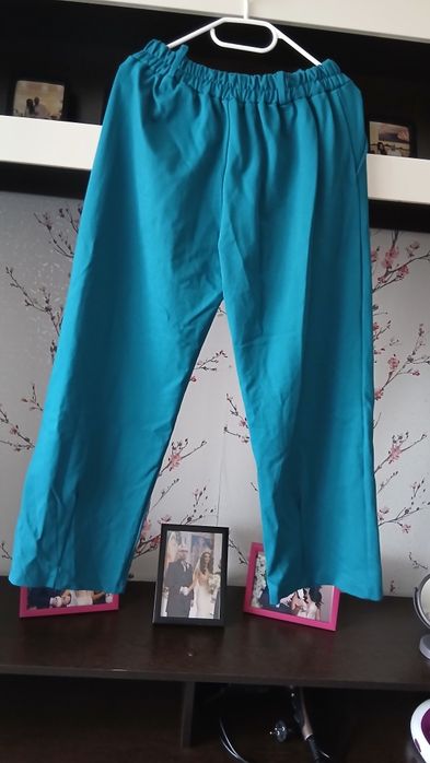 Pantaloni pentru dame
