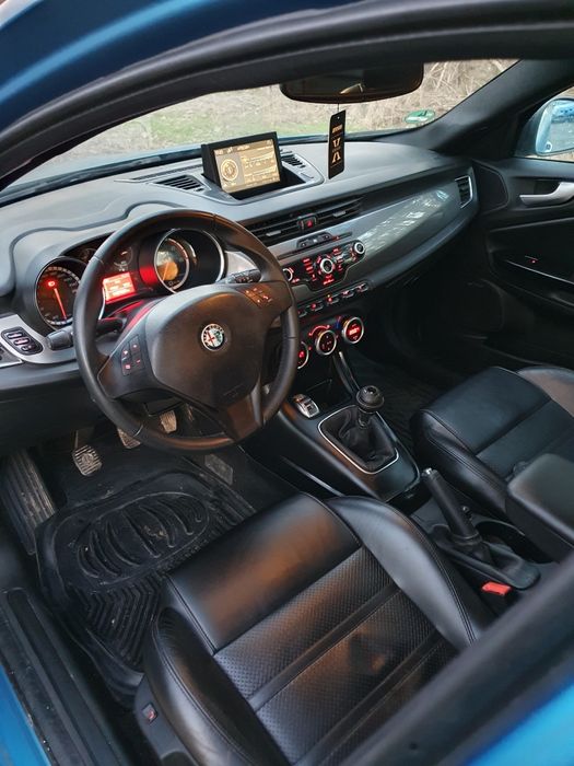 Продавам Alfa Romeo Giulietta Алфа Жулиета 2.0 JTDm 170hp