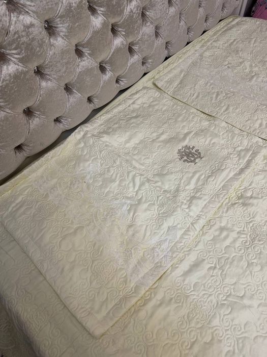 Покрывало на кровать