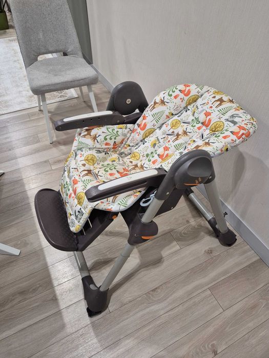 Детский стул для кормления chicco