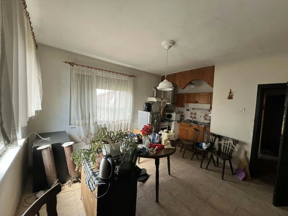 Продава се Къща в Перник, Църква - 270 кв.м за 1067 €/кв.м - Снимка #14