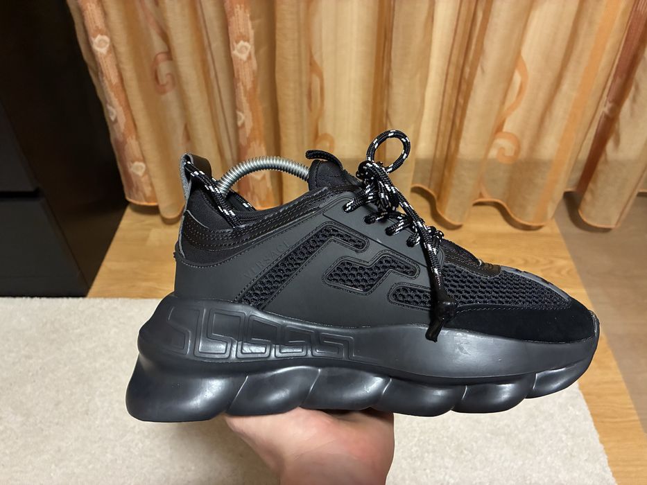 Versace Chain Reaction 39,41,42 negru