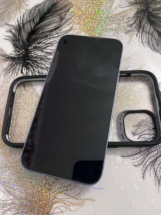 Se vinde iPhone 14 Plus 128 GB blue