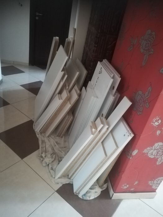 Montaj / montez mobilă făcută pe comandă sau cumpărată din magazin