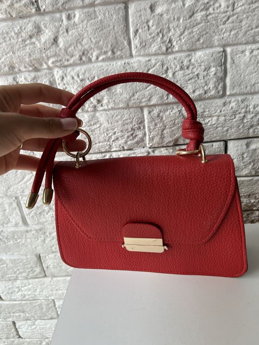 Дамска кожена червена чанта