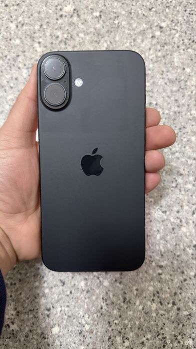 Продам Iphone 16 plus