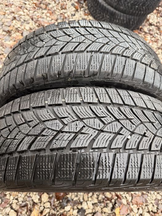 215/55 R18 2бр зимни гуми