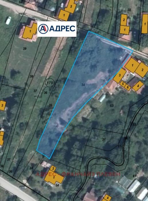 Земеделски имот в Ловеч, област-с.Терзийско площ 2174 цена 7500