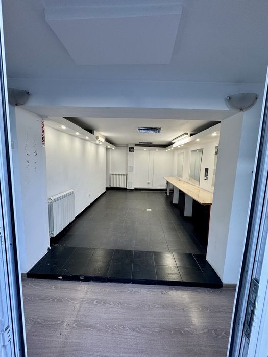 Inchiriem spatiu comercial zona cu potential